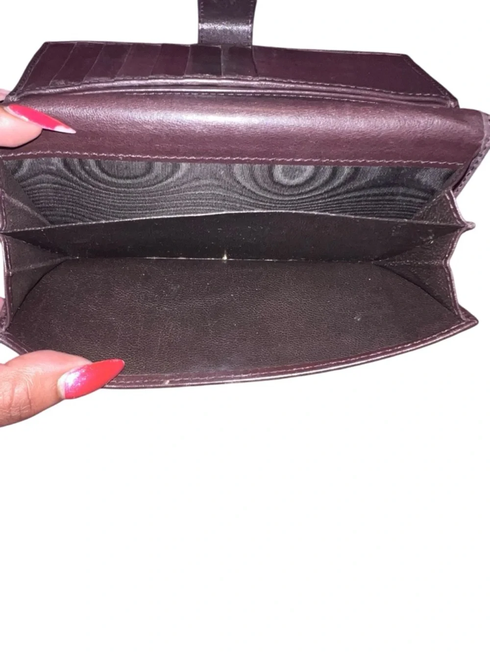 Gucci Embossed GG Leather Wallet with Gold Heart Accent - Picture 11 of 12